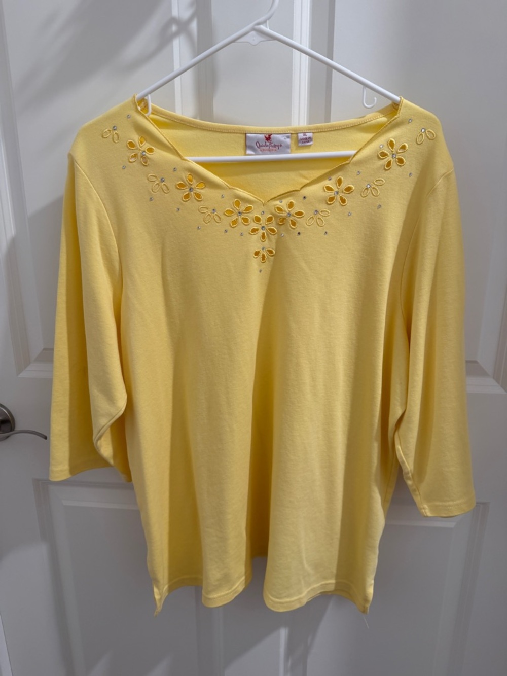 Quacker factory petty yellow shirt. XL